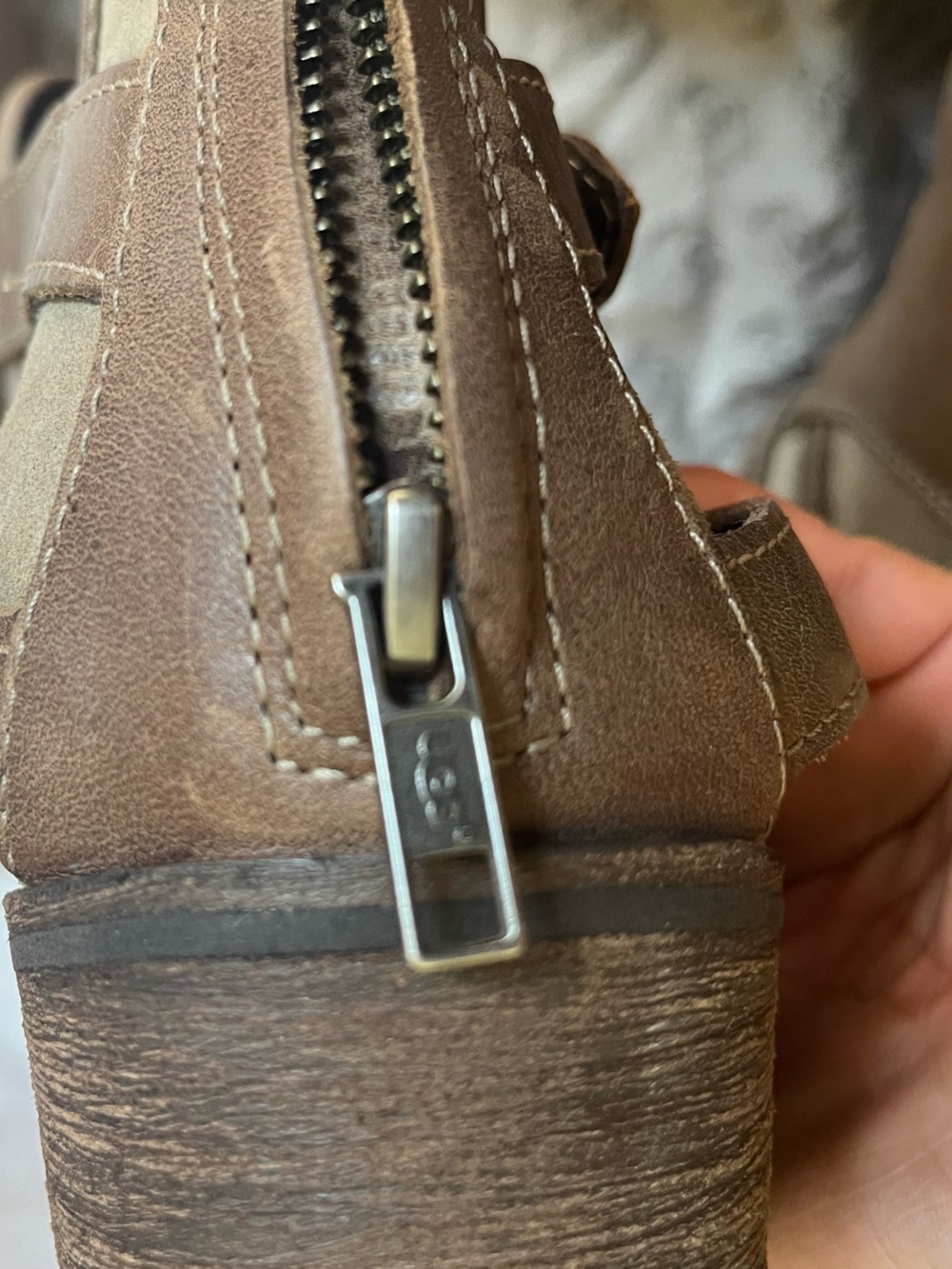 UGG Patsy Boots 11 - Picture 6 of 10